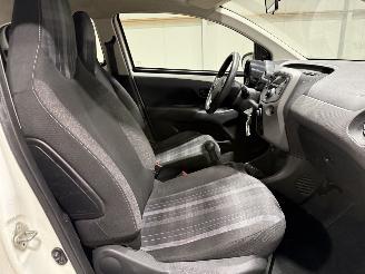 Peugeot 108 1.0e-VTi 53kW Airco Active Top! picture 35