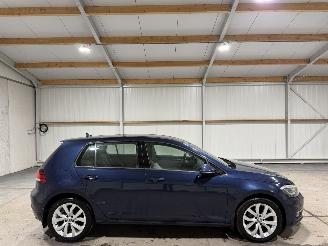 uszkodzony samochody osobowe Volkswagen Golf 1.8 125kW Airco Camera Pano 2017/10