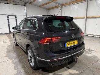 Volkswagen Tiguan 1.4TSI 110kW Automaat ACT Highline picture 12