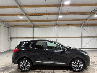 krockskadad bil auto Renault Kadjar 1.2TCE 96kW Camera Clima BOSE 2016/1