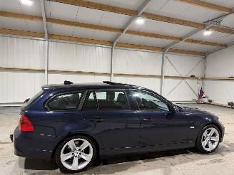 BMW 3-serie 325i 160kW Automaat High Executive picture 5