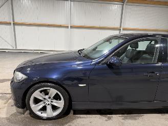 BMW 3-serie 325i 160kW Automaat High Executive picture 13