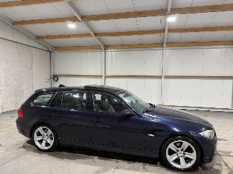 BMW 3-serie 325i 160kW Automaat High Executive picture 2