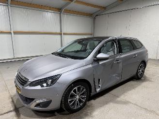 Peugeot 308 1.2PT 96kW Blue Lease Premium picture 8