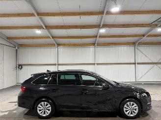 Schadeauto Skoda Octavia 1.5TSI MHEV 85kW Automaat Business Edition 2025/10
