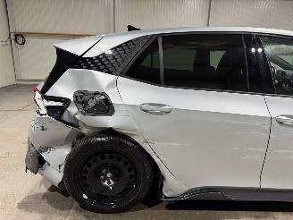 Cupra Born 63kWh 170kW Essential Limited picture 14