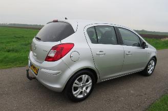 krockskadad bil auto Opel Corsa 1.3 CDTI 95pk Eco Flex 5 drs Cosmo 2010 Airco 2010/8