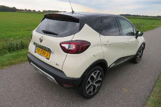 krockskadad bil auto Renault Captur 1.2 TCE 118pk Automaat 70.000km nap Camera Navigatie Clima  2017 -06 2017/6