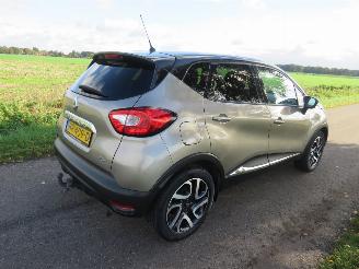 Voiture accidenté Renault Captur 12 TCE 120pk Dynamique Automaat!!!! 146.000km  navigatie Airco 2014 topstaat 2014/4