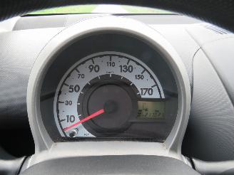 Toyota Aygo 1.0 12v + 5drs Airco 2008-11 picture 11