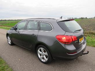 Opel Astra SPORTS TOURER 1.4 Turbo Edition  120pk Navigatie [ schadevrij  2011 picture 3
