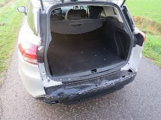 Renault Clio 0.9 TCe Estate Limited 170.000km nap  Navigatie   2017  [ topstaat picture 9