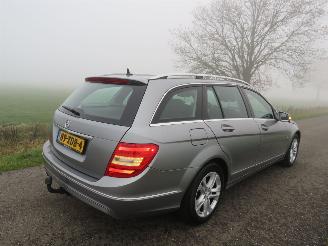 damaged passenger cars Mercedes C-klasse 220 CDI 170pk Business Avangarde  2012 Estate navigatie  leer camera [ schadevrij 2012/5