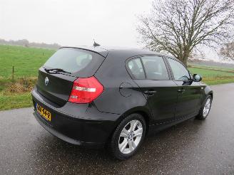 Unfallwagen BMW 1-serie 116 2.0 122pk 5drs Business Line 2011  Airco Navigatie   216.000km topstaat 2011/9