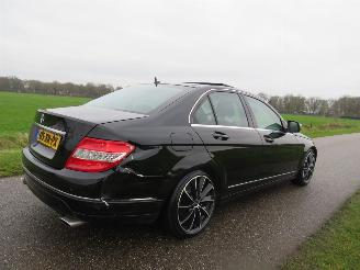 uszkodzony samochody osobowe Mercedes C-klasse 280 3.0 6 Cilinder  231pk  Automaat 173.000km navigatie  [ nieuwstaat 2007/9