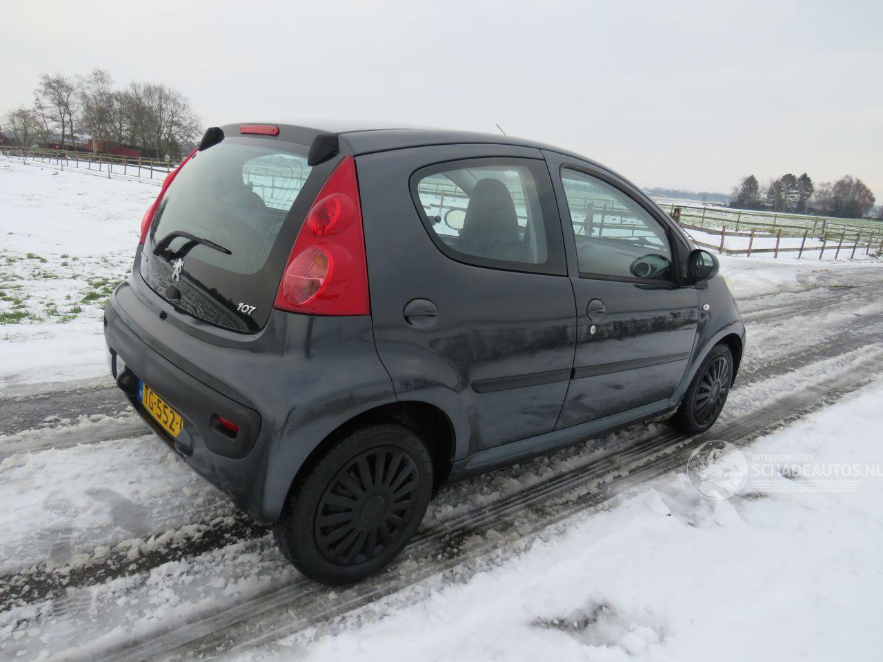 Peugeot 107 1.0 12v  89.000km  100% Orgineel 5drs Airco  [ nieuwstaat  2009