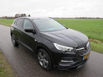 skadebil auto Opel Grandland X 1.6 181 pk Turbo Hybride Automaat Elektrisch/ benzine Elegance Camera  NAVIGATIE 2021/9