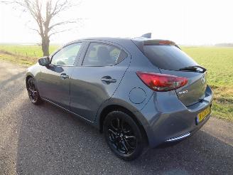 uszkodzony samochody osobowe Mazda 2 1.5 Hybride Elektrisch Benzine  ky activ-G Signature Camera / Navi / CarPlay / DAB / Stoel-Stuur Verwarming 2020/8