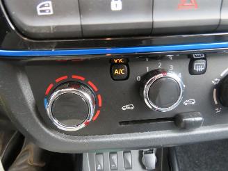 Dacia Spring 27kwh Automaat 28.000km Nap Airco Camera Leer Navigatie business 2021 picture 20