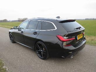 BMW 3-serie GERSERVEERD  330 I M Paket Automaat 258pk High Executive Edition  [ nieuw model  vol Optie picture 2