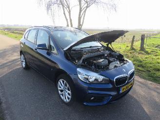 BMW 2-serie 225 XE AUT Plug in  Hybride Elektrisch  Benzine 225xe iPerformance 4x4 High Executive Panoramada picture 17