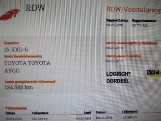 Toyota Aygo 1.0 12v 5Drs 135.000km  NAP Airco Dynamic Blue 2010 [ eerste eigenaar picture 5