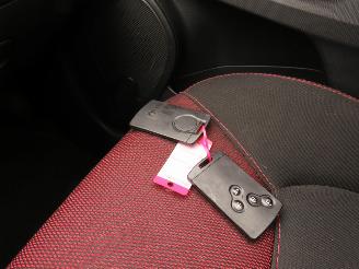 Renault Clio 0.9 TCe 90pk Euro 6 5drs Airco 2014   219.000km NAP picture 13