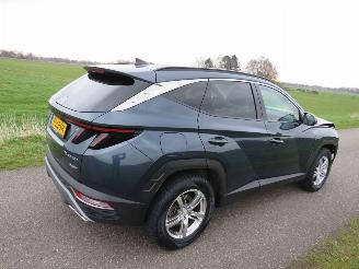 Schadeauto Hyundai Tucson 1.6 4x4  Elektrisch/ Benzine Automaat  Full Hybride plug in 1.6 T-GDI PHEV 180PK Comfort 4x4 18.000KM NAP 2022/11