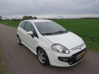 skadebil auto Fiat Punto Evo 1.3 M JTD Dynamic  2010 Airco  parkeerschade 2010/9