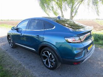 Schadeauto Renault Arkana E-TECH 1.6 Full Hybrid 145 Automaat 94pk Elektrisch benzine 2023/12