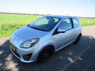 Renault Twingo 1.2 16v Dynamique Schadevrij!!! 2010  Airco Cruiscontrolle top top staat picture 4