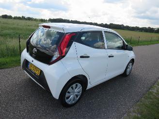 skadebil auto Toyota Aygo 1.0 VVT-I  57.000km nap X Fun  2019 5drs Airco 2019/5