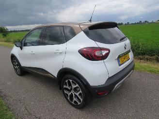 skadebil auto Renault Captur 0.9 TCE INTENS 107.000km Schuifdak Camera Navigatie   2018 nieuwstaat 2018/4
