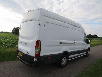 krockskadad bil bedrijf Ford Transit 350-2.2 TDCI L4 H3 euro5 Trend Camera Airco Navigatie 3zits parkeer schade achter 2016/9