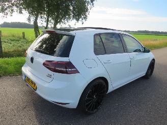 Auto incidentate Volkswagen Golf 14 TSi ACT 140pk Higline 164.000km  5drs  Schuifdak Sport Stoelverwarming  topstaat 2013/11