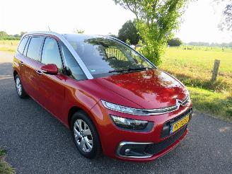 skadebil auto Citroën C4 1.2 131pk Grande picasso 7 persoons euro 6 Business Navigatie Clima  2017 2017/9