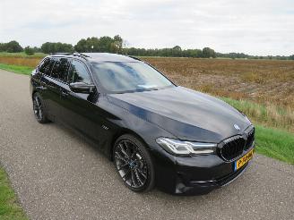 Coche accidentado BMW 5-serie 520 e Automaat  Business Edition Plus [ nieuwste type Hybrid Elektriciteit 2022 vol optie 2022/9