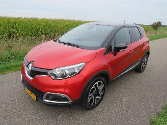 skadebil auto Renault Captur 0.9 TCE Dynamique 2016 160.000km nap Navigatie Airco Euro 6 2016/10