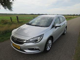 uszkodzony samochody osobowe Opel Astra SPORTS TOURER+1.4 Turbo 150pk  Business Executive vol optie 2018 2018/5