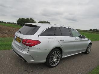 Schadeauto Mercedes C-klasse 350e Automaat  Estate Elektrisch/Benzine 211pk Camera leer vol Optie  65.000 nieuw 2015/12
