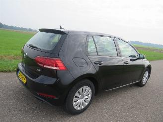Auto incidentate Volkswagen Golf 1.0 TSI 110PK 5drs Camera Navigatie Clima  2017  Top Top Staat 2017/10