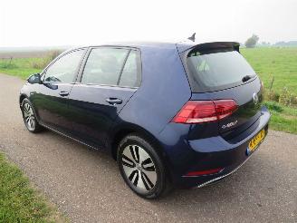 skadebil auto Volkswagen e-Golf Golf Elektrisch Automaat 57.000km Orgineel Edtion  2019  instappen en rijden Camera  Navigatie stoelverwarming 2019/9