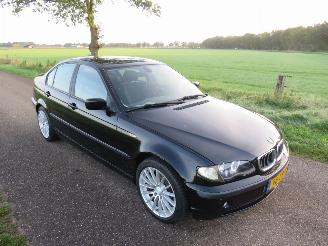 BMW 3-serie 318 D 116 pk  2002 Navigatie Airco  Sedan picture 18