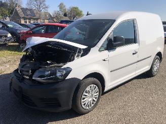 skadebil bedrijf Volkswagen Caddy 2.0 tdi L1 H1 bmt trendline 2019/8