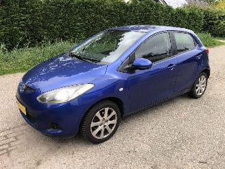 Voiture accidenté Mazda 2 1.3  hp s-vt touring 2008/1