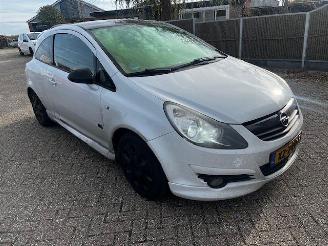 Auto incidentate Opel Corsa 1.2-16v 2009/4