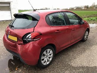 Peugeot 208 208 1.2 PureTech Active picture 5