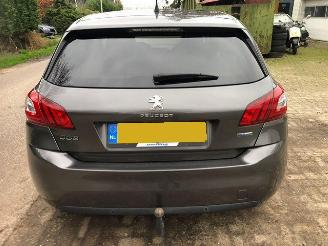 Peugeot 308 automaat picture 5