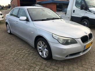 Schadeauto BMW 5-serie 530i 2003/8