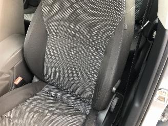 Skoda Octavia Octavia 1.6 TDI Ambition Businessline picture 17